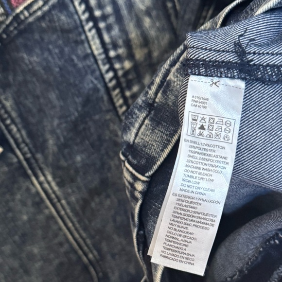 Forever 21 Boho Aztec Pattern Acid Wash Denim Jacket Women’s Small Oversized - Picture 6 of 6